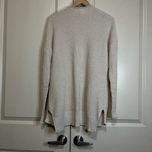 Universal Thread Women's Light Beige Cardigan - Picture 4 of 6